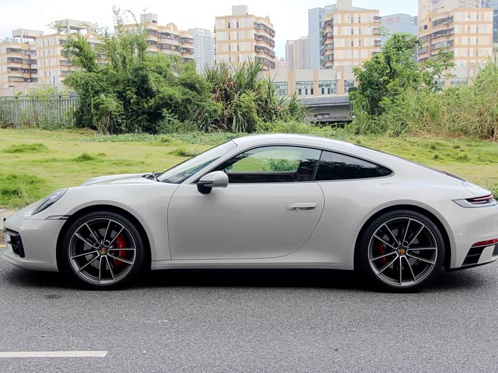 Фото 3 - Porsche 911