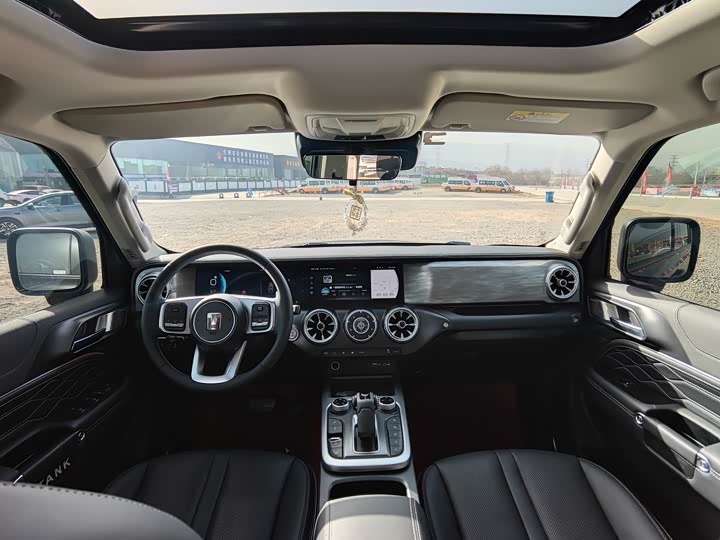 Фото 9 - Tank 300