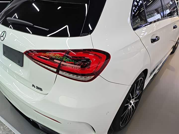 Фото 8 - Mercedes-Benz A-Class AMG