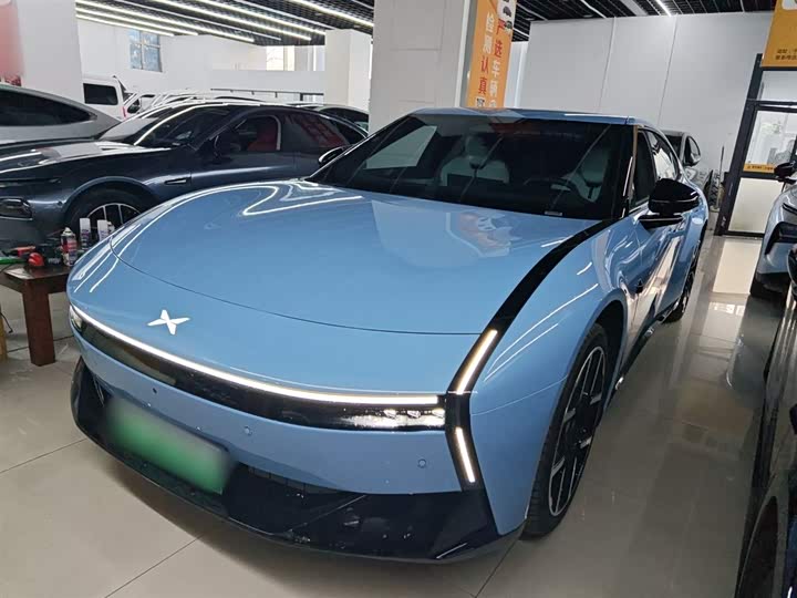 Фото 2 - XPeng P7