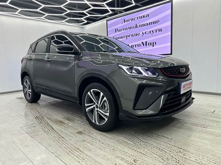 Фото 3 - Geely Coolray