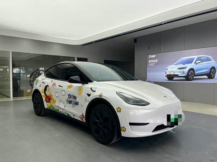 Фото 3 - Tesla Model Y