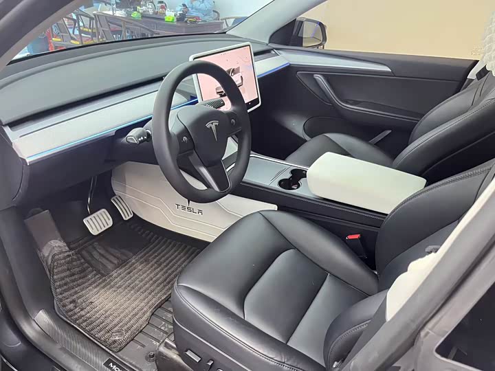 Фото 5 - Tesla Model Y