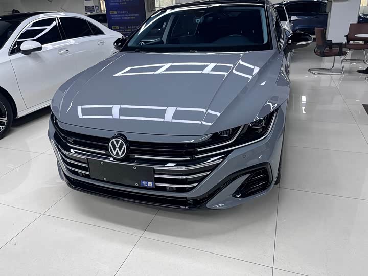 Фото 1 - Volkswagen CC