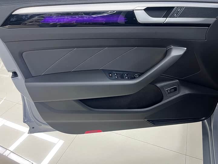 Фото 2 - Volkswagen CC