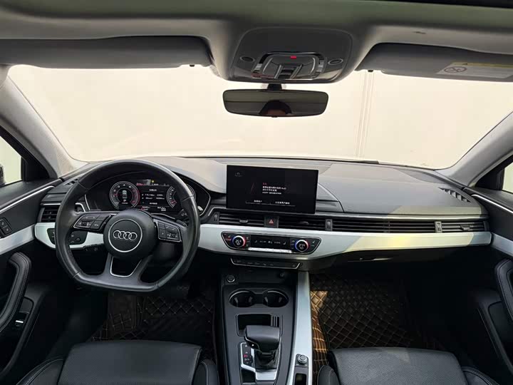 Фото 6 - Audi A4L