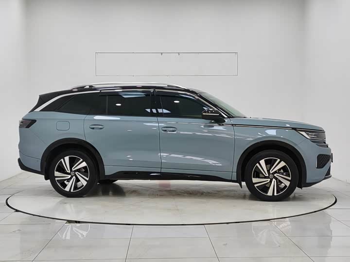 Фото 8 - Volkswagen Tavendor