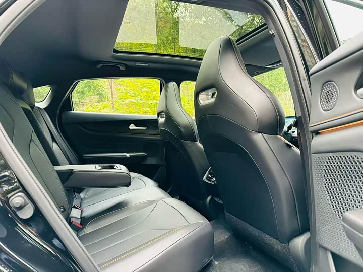 Фото 7 - Changan UNI-V