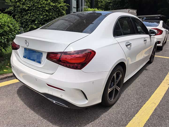Фото 3 - Mercedes-Benz A-Class