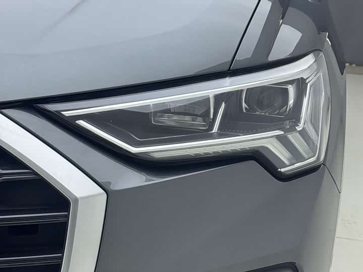 Фото 7 - Audi Q3