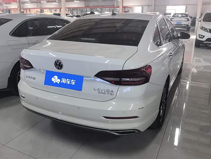 Фото 3 - Volkswagen Lavida