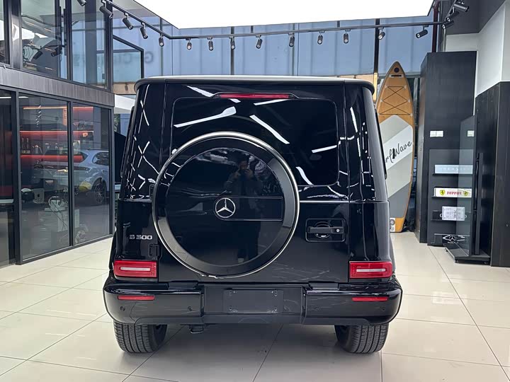 Фото 6 - Mercedes-Benz G-Class