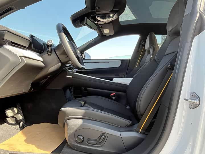 Фото 9 - Polestar 4