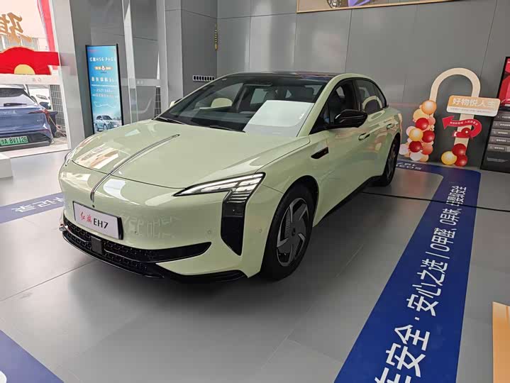 Фото 1 - Hongqi EH7