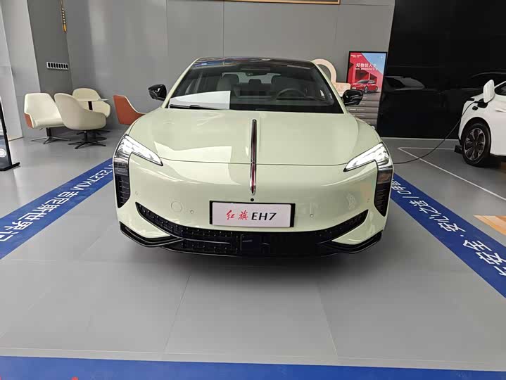 Фото 3 - Hongqi EH7