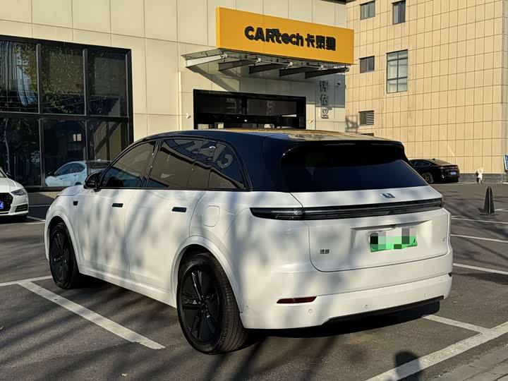 Фото 7 - LiXiang L7