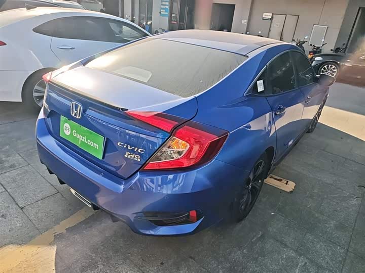 Фото 6 - Honda Civic