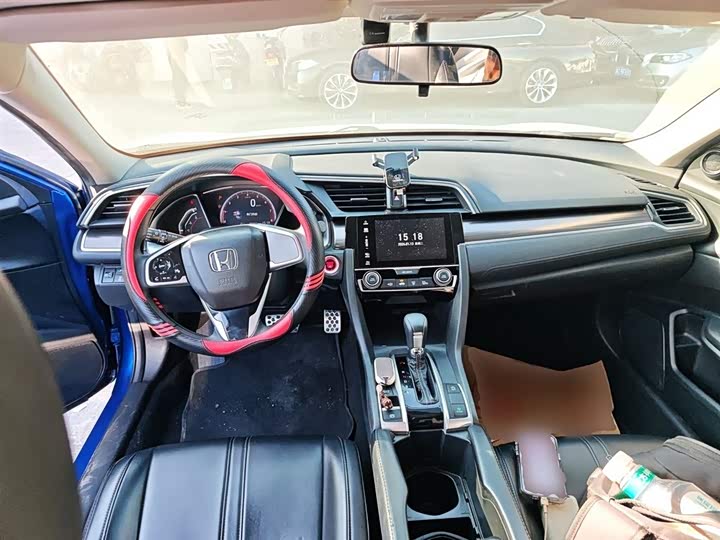 Фото 9 - Honda Civic