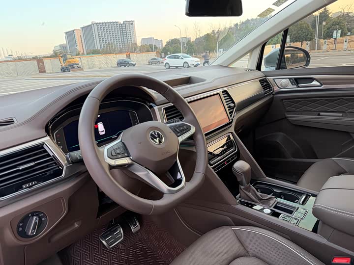 Фото 6 - Volkswagen Viloran