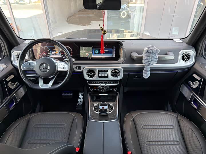 Фото 9 - Mercedes-Benz G-Class