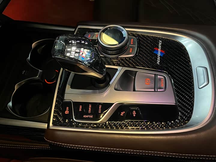 Фото 8 - BMW 7 Series