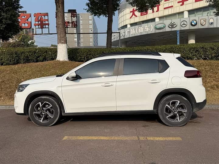 Фото 3 - Citroen C3-XR