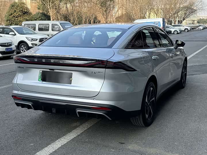 Фото 5 - Geely Galaxy L6