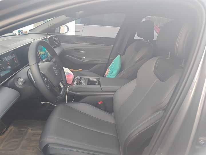 Фото 8 - BYD Qin L