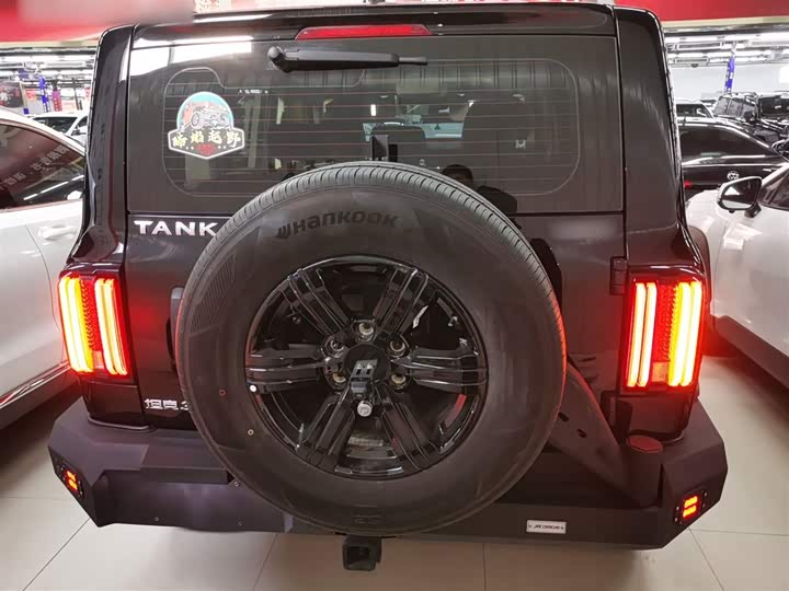 Фото 6 - Tank 300