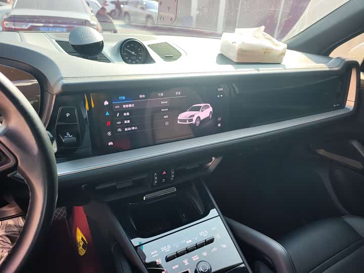 Фото 6 - Porsche Cayenne