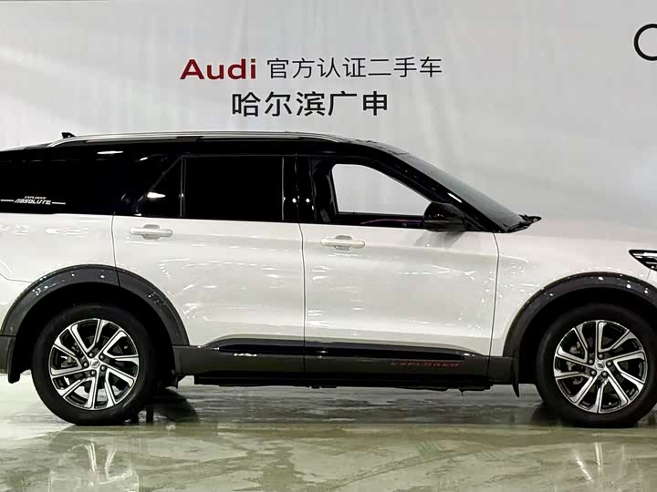 Фото 3 - Ford Explorer