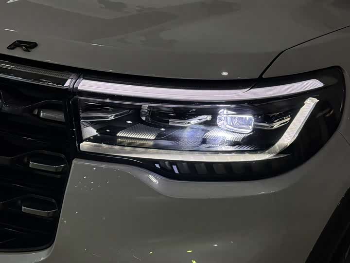 Фото 5 - Ford Explorer