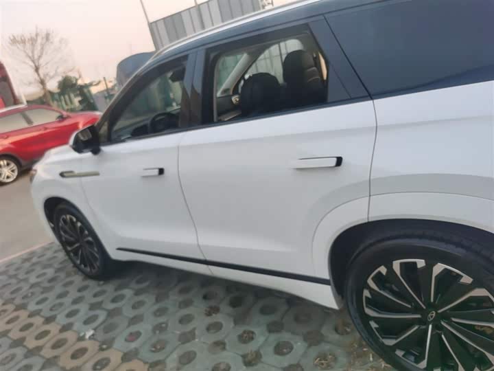 Фото 5 - Chery Tiggo 9