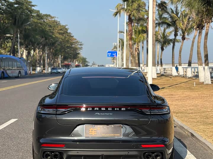 Фото 7 - Porsche Panamera