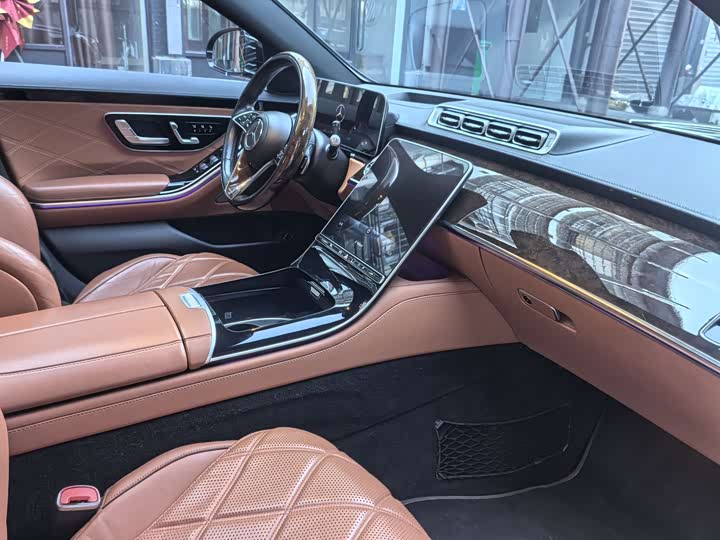Фото 6 - Mercedes-Benz Maybach S-Class