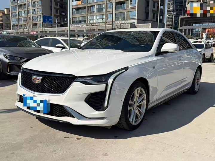 Фото 1 - Cadillac CT4