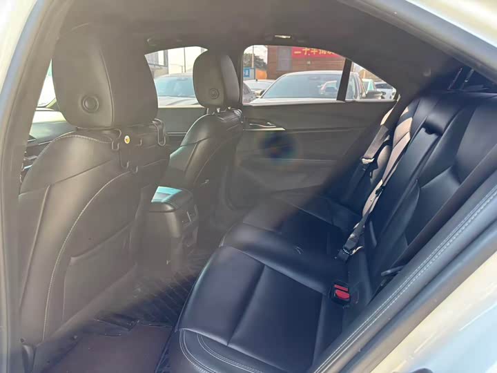 Фото 5 - Cadillac CT4