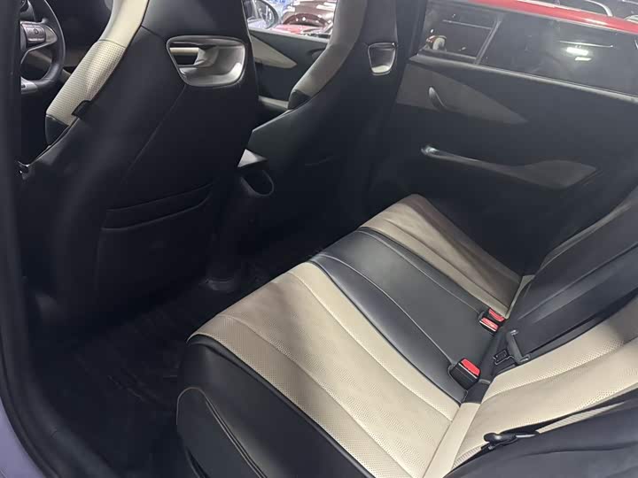 Фото 5 - BYD Dolphin