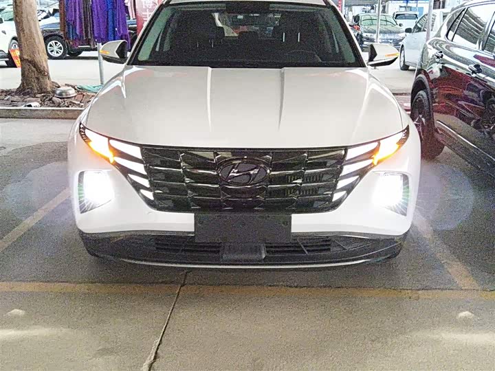 Фото 3 - Hyundai Tucson L