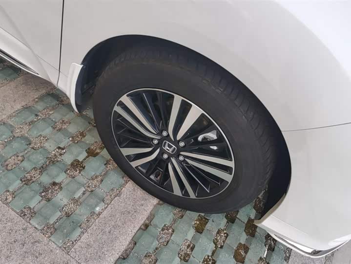 Фото 6 - Honda Odyssey