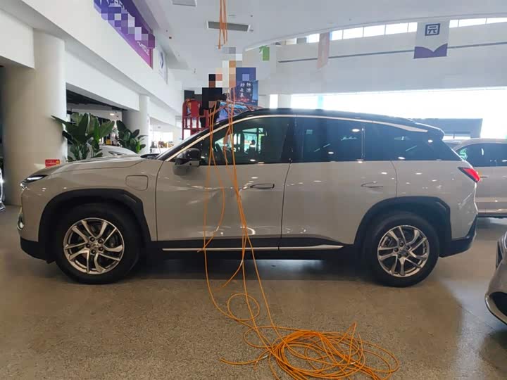 Фото 5 - Nio ES6