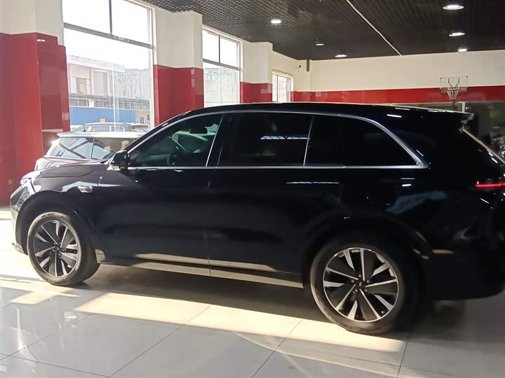 Фото 5 - LiXiang L6