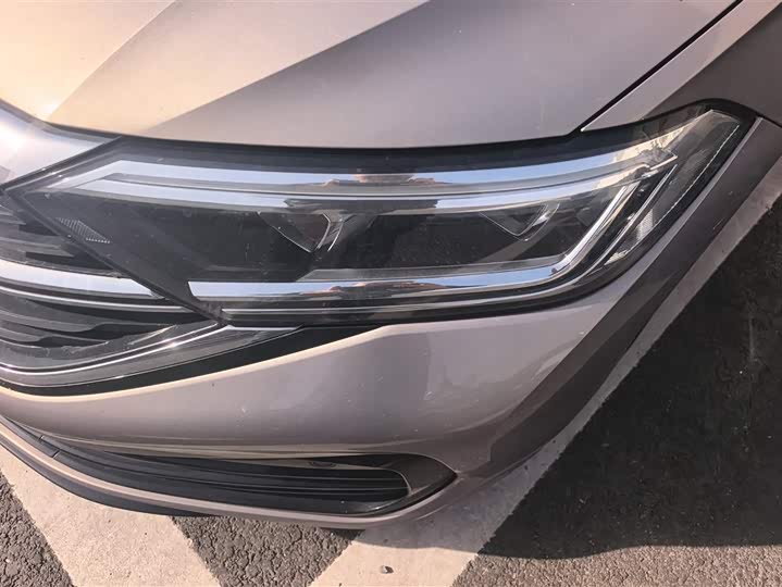 Фото 5 - Volkswagen Sagitar L