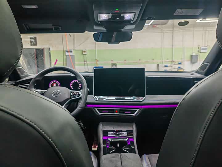 Фото 6 - Volkswagen Tiguan L Pro