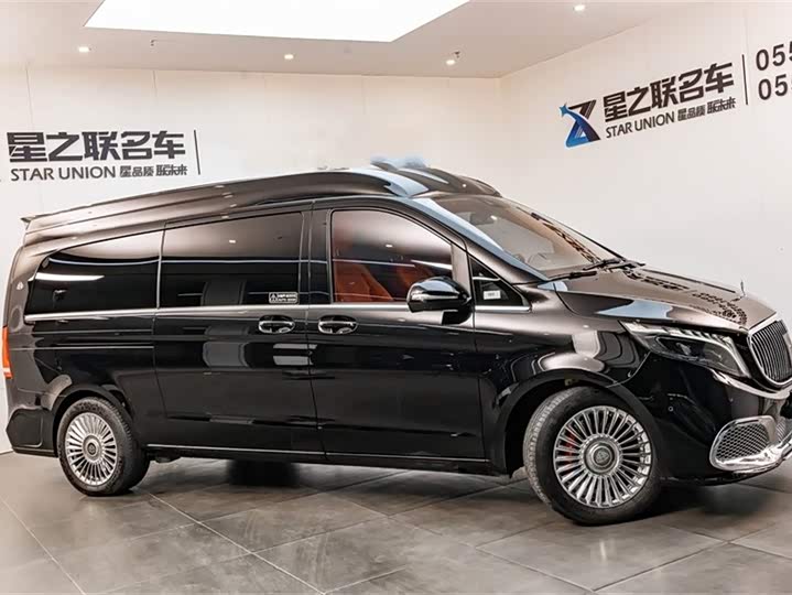 Фото 6 - Mercedes-Benz V-Class