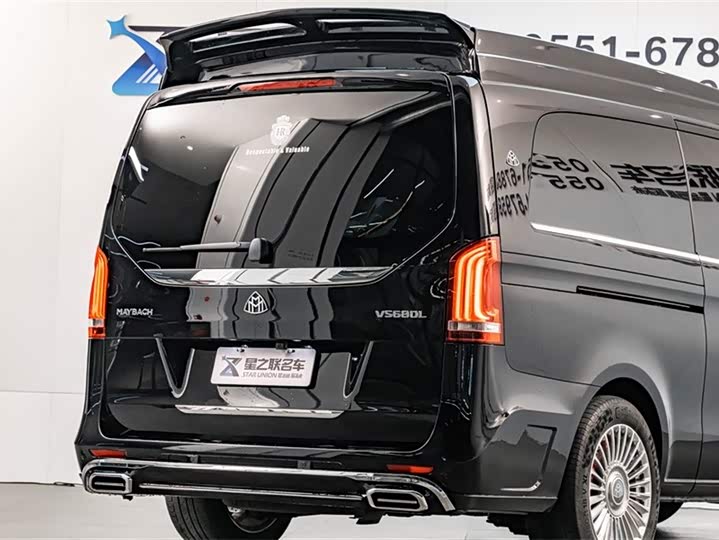 Фото 8 - Mercedes-Benz V-Class