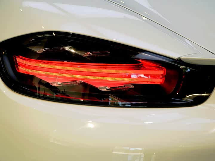 Фото 8 - Porsche 718