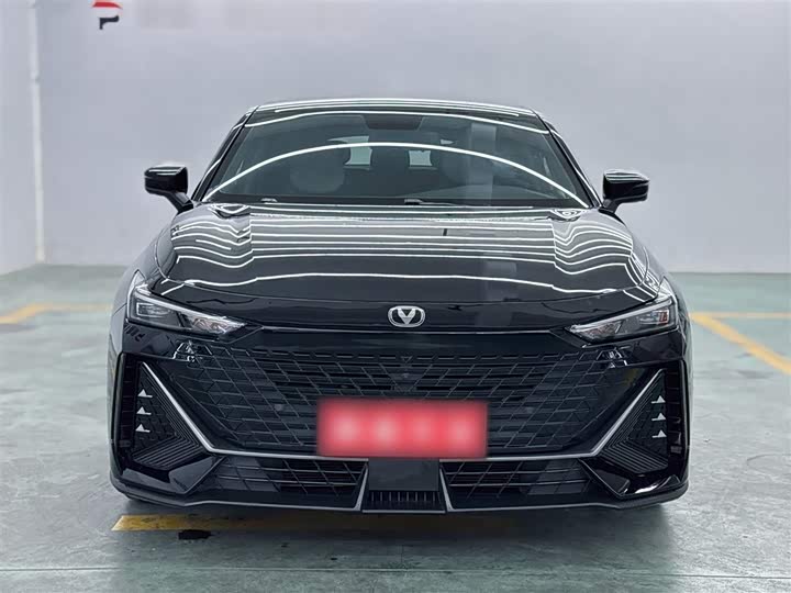 Фото 7 - Changan UNI-V