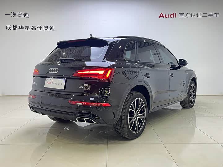 Фото 4 - Audi Q5L