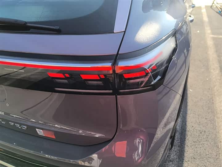 Фото 8 - Volkswagen Tiguan L Pro